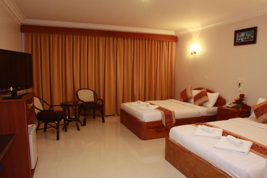 White Beach Hotel Sihanoukville Room photo