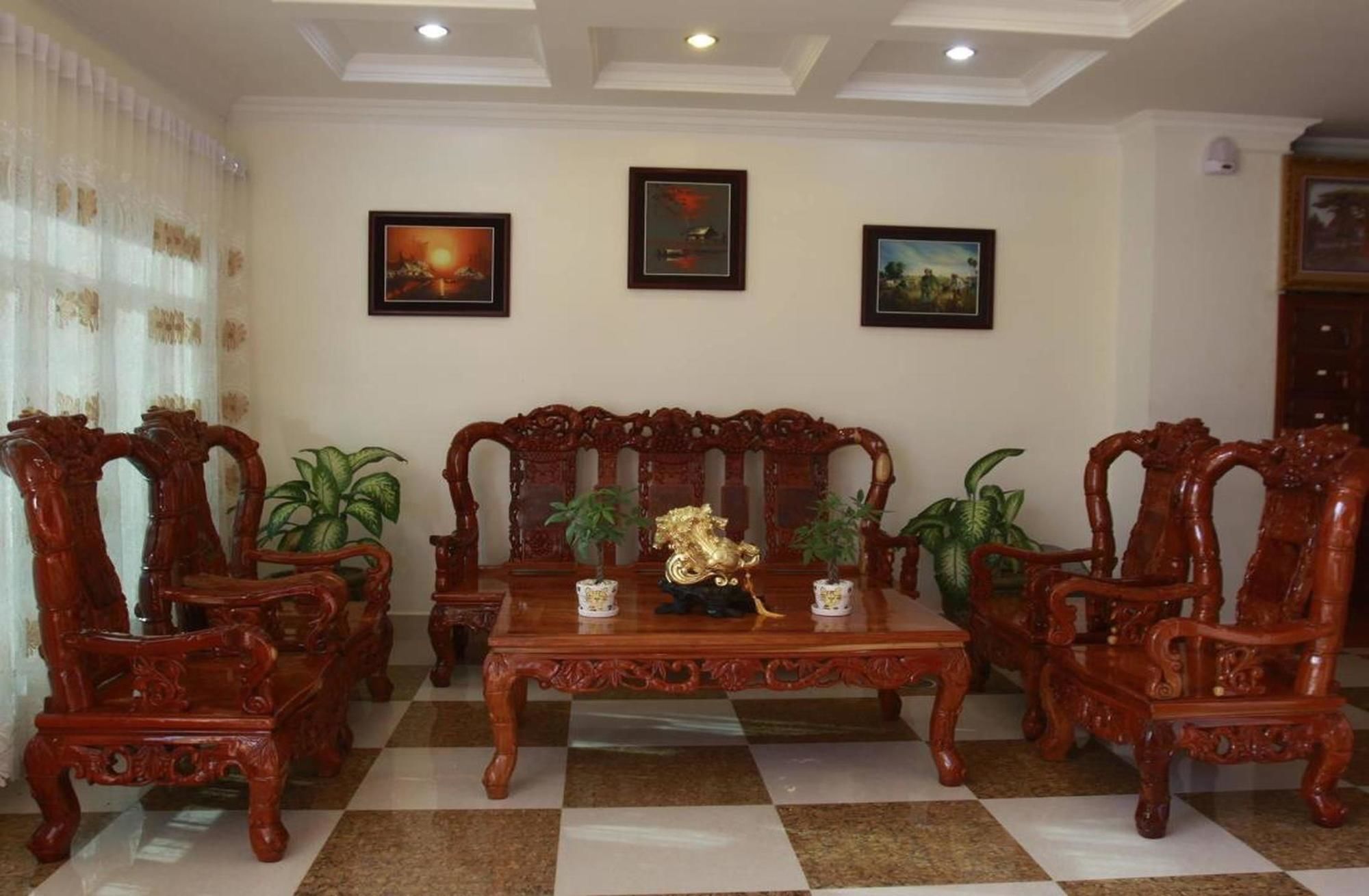 White Beach Hotel Sihanoukville Exterior photo